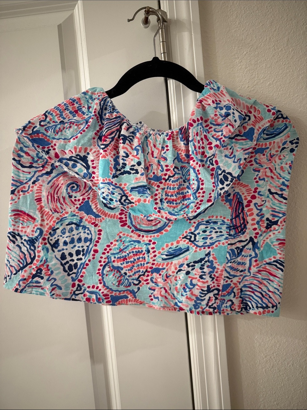 Bright Seashell Print ruffle Top